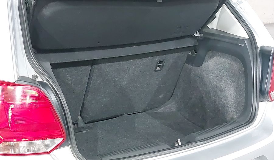 Volkswagen Polo 1.6 STARTLINE Hatchback 2019