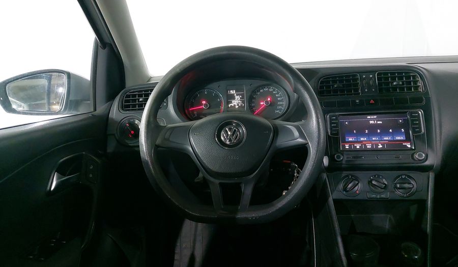 Volkswagen Polo 1.6 STARTLINE Hatchback 2019