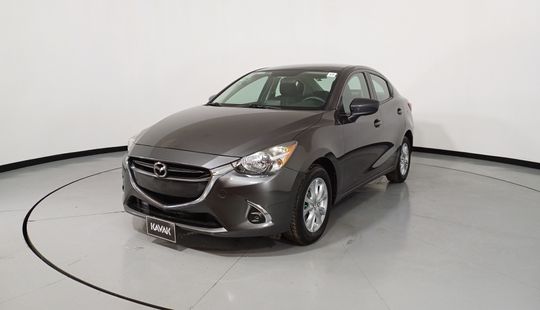 Mazda • Mazda 2