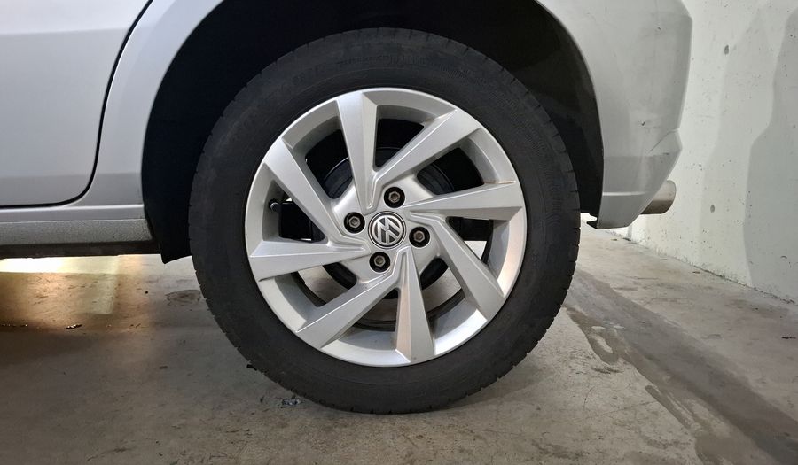 Volkswagen Gol 1.6 5 PTAS. EDICION ANIVERSARIO Hatchback 2019