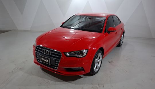 2015 • 105,653 km • Automático