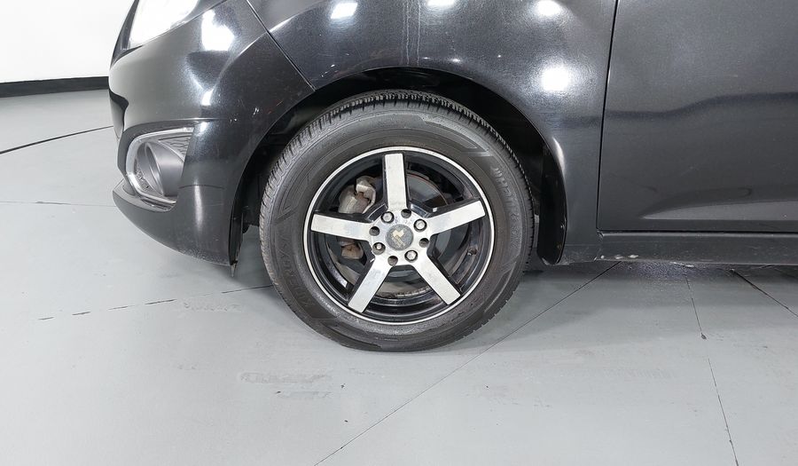Chevrolet Spark 1.2 LTZ C MT Hatchback 2014