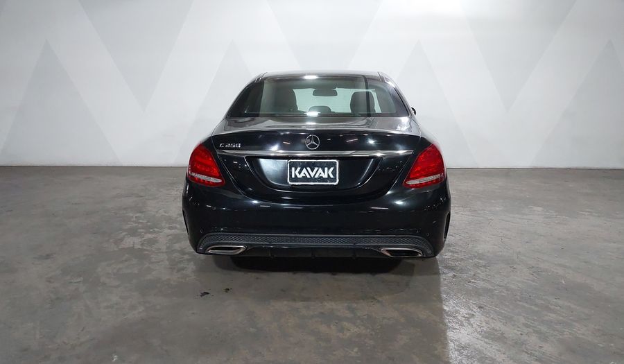 Mercedes Benz Clase C 2.0 250 CGI SPORT AT Sedan 2016