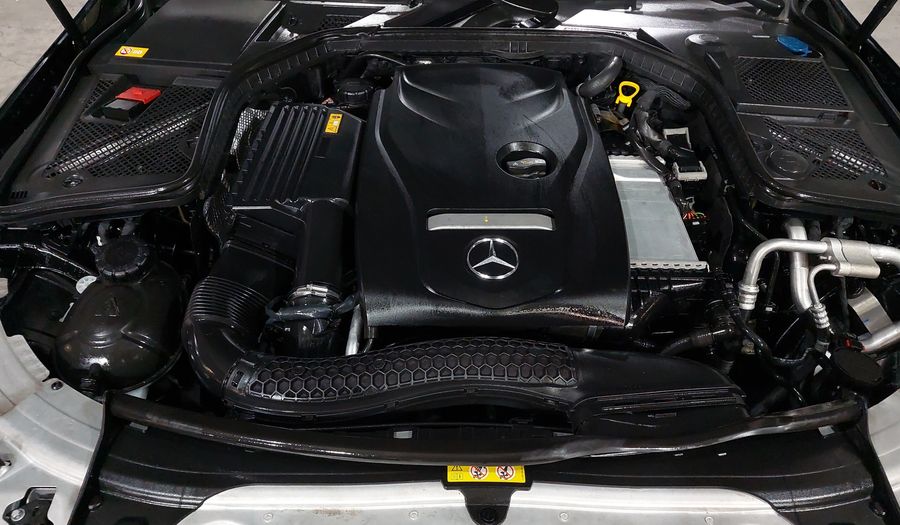 Mercedes Benz Clase C 2.0 250 CGI SPORT AT Sedan 2016