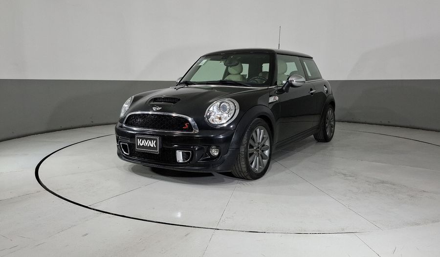 Mini Cooper S 1.6 COOPER HOT CHILI Hatchback 2013