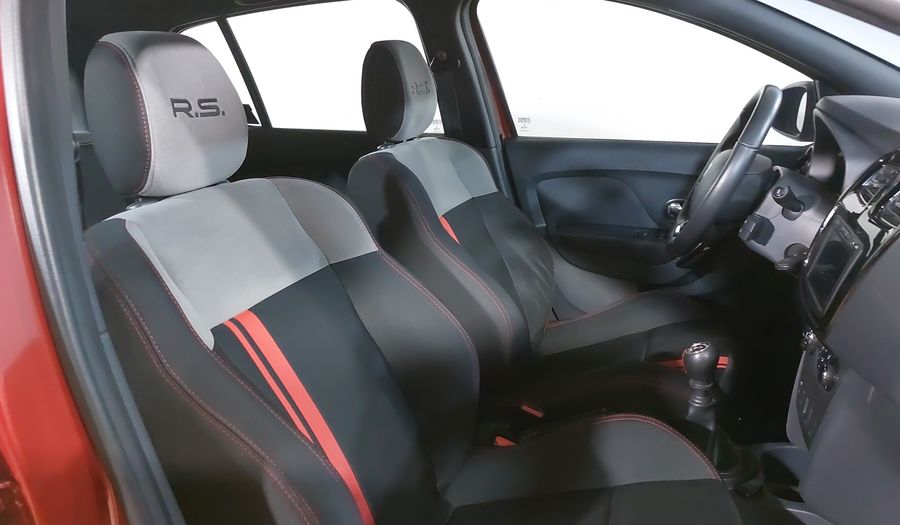 Renault Sandero 2.0 RS MT Hatchback 2020