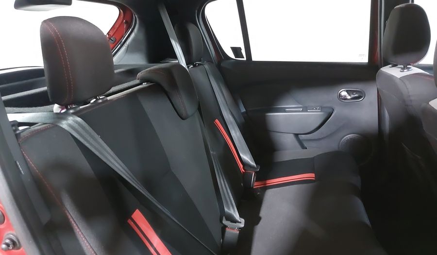 Renault Sandero 2.0 RS MT Hatchback 2020