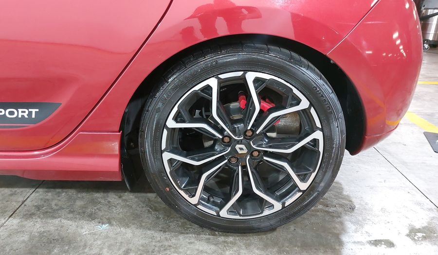Renault Sandero 2.0 RS MT Hatchback 2020