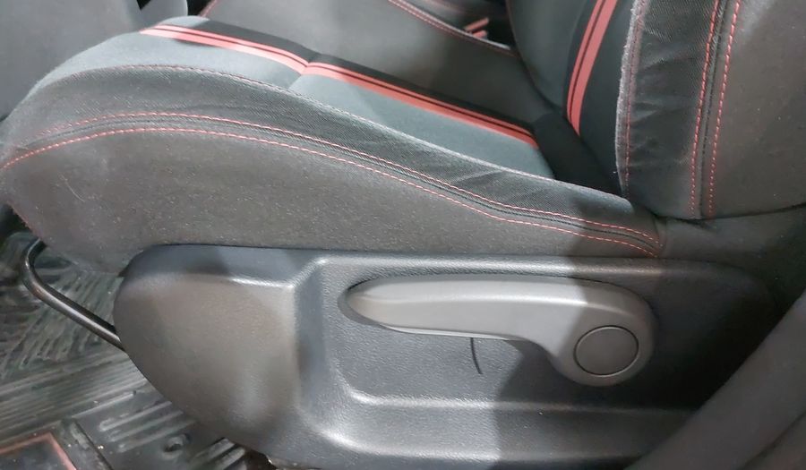 Renault Sandero 2.0 RS MT Hatchback 2020