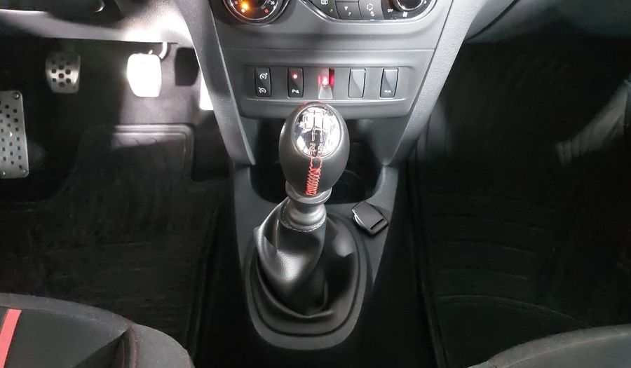 Renault Sandero 2.0 RS MT Hatchback 2020