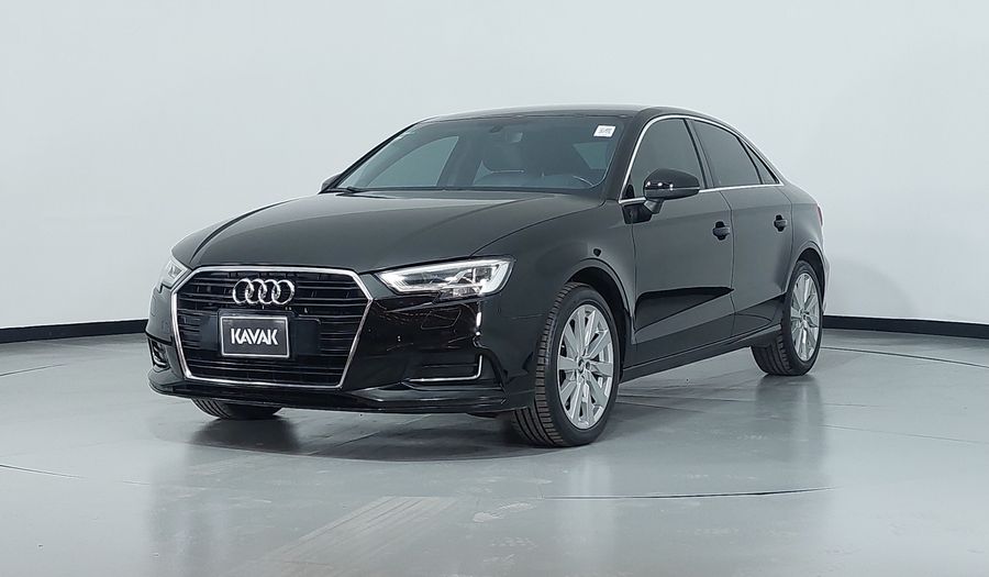 Audi A3 2.0 TFSI SELECT Sedan 2017
