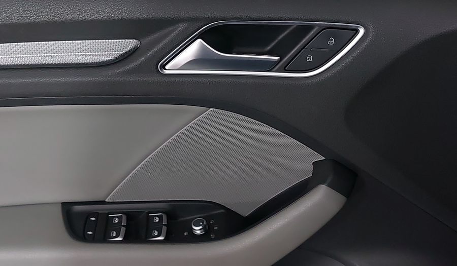 Audi A3 2.0 TFSI SELECT Sedan 2017
