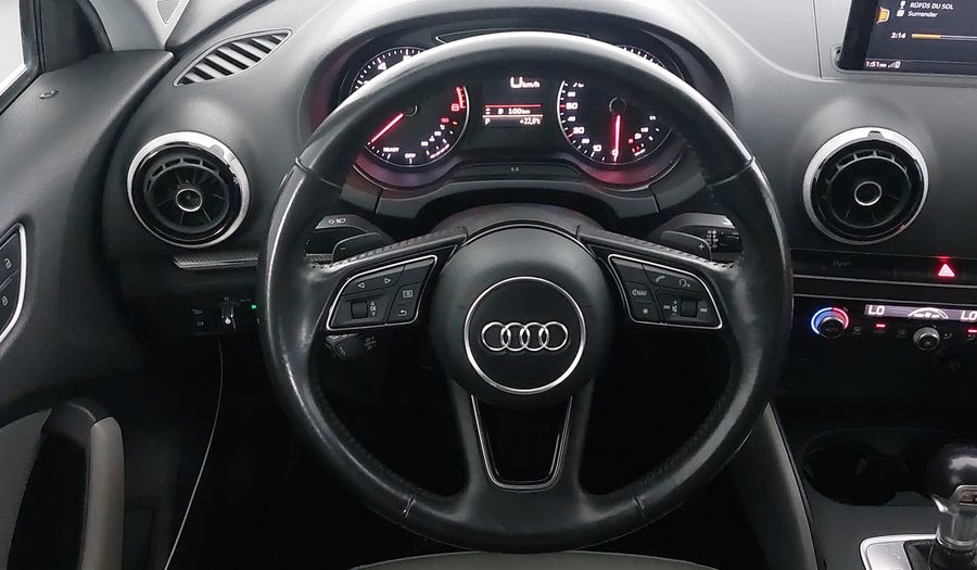 Audi A3 2.0 TFSI SELECT Sedan 2017
