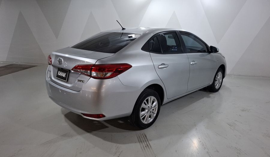 Toyota Yaris 1.5 SEDAN CORE AUTO Sedan 2018