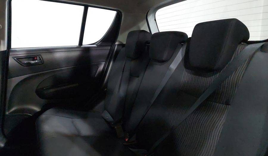 Suzuki Swift 1.4 GLS AT Hatchback 2013
