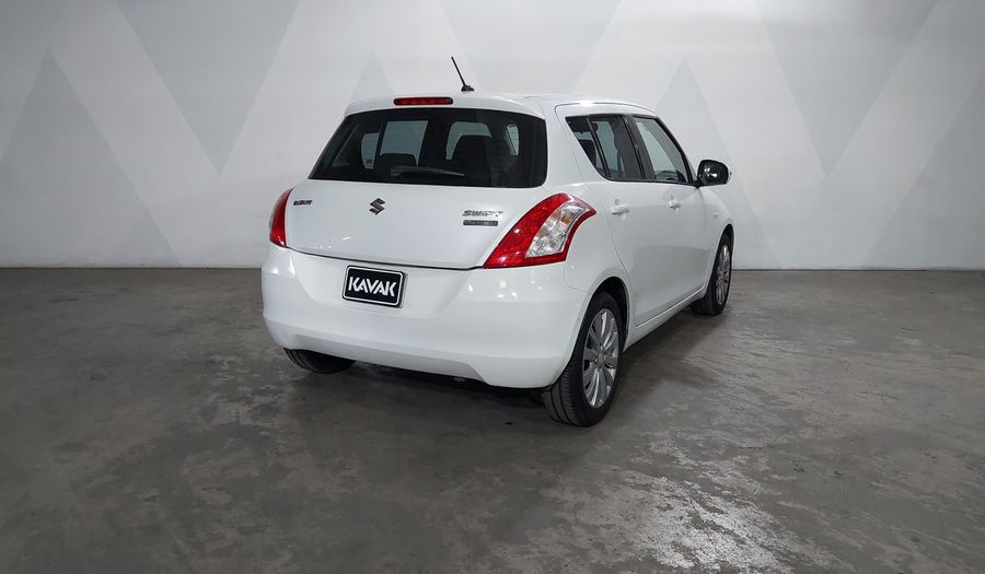Suzuki Swift 1.4 GLS AT Hatchback 2013