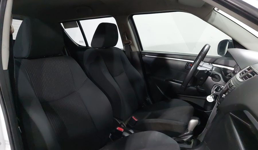 Suzuki Swift 1.4 GLS AT Hatchback 2013