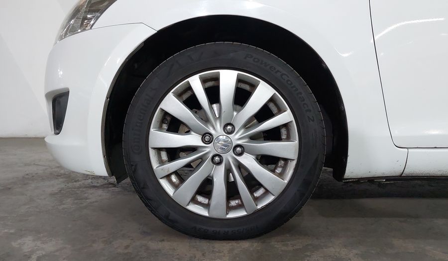 Suzuki Swift 1.4 GLS AT Hatchback 2013