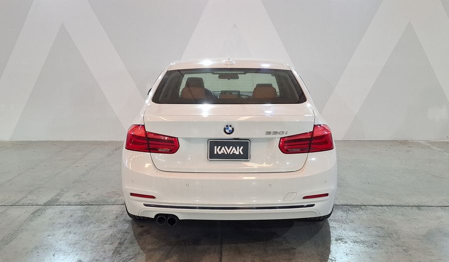 Bmw Serie 3 2.0 330IA SPORT LINE AUTO Sedan 2018