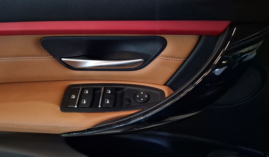 Bmw Serie 3 2.0 330IA SPORT LINE AUTO Sedan 2018