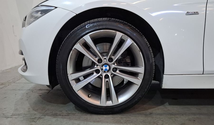 Bmw Serie 3 2.0 330IA SPORT LINE AUTO Sedan 2018