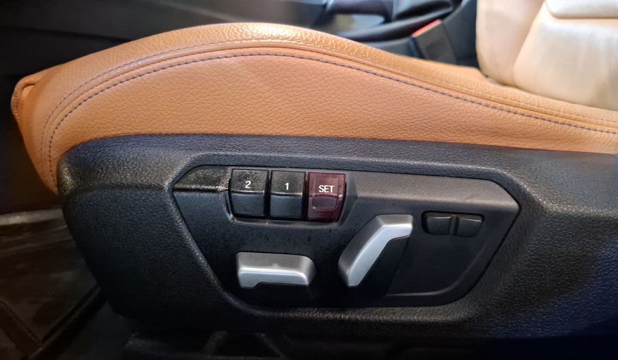 Bmw Serie 3 2.0 330IA SPORT LINE AUTO Sedan 2018