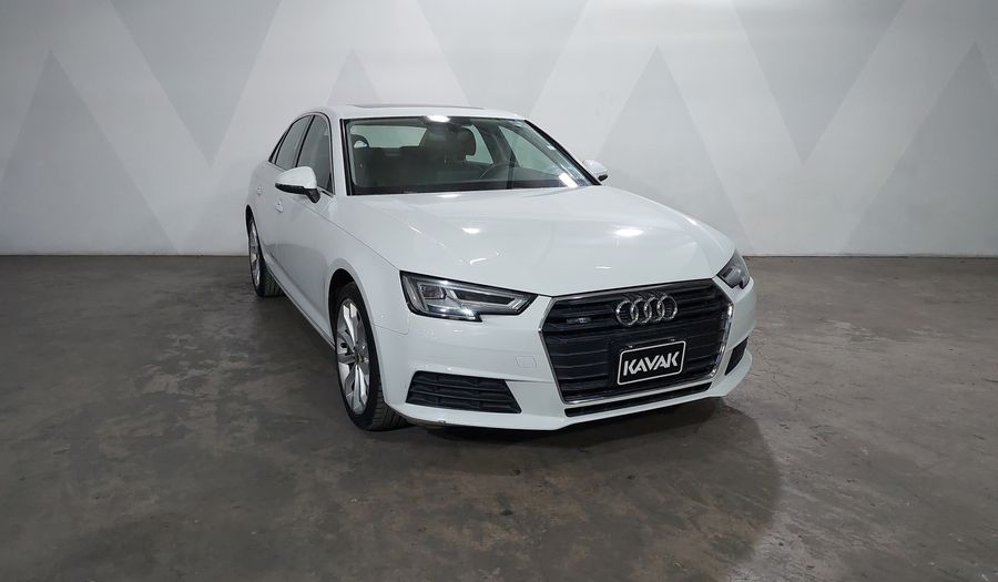 Audi A4 2.0 TFSI SELECT S-TRONIC QUATTRO Sedan 2017