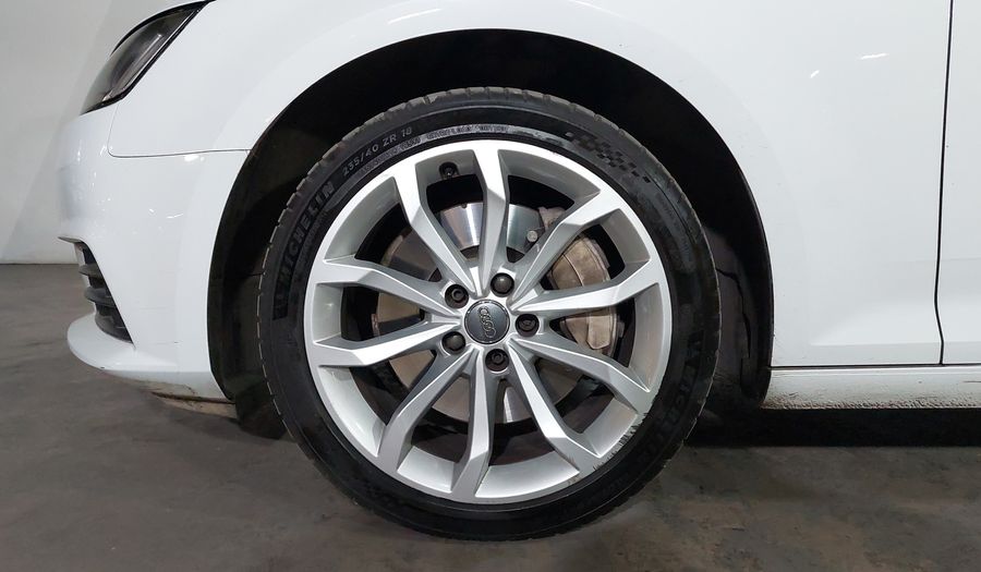 Audi A4 2.0 TFSI SELECT S-TRONIC QUATTRO Sedan 2017