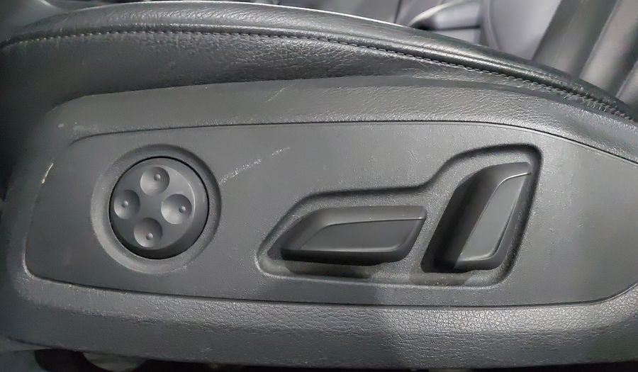 Audi A4 2.0 TFSI SELECT S-TRONIC QUATTRO Sedan 2017