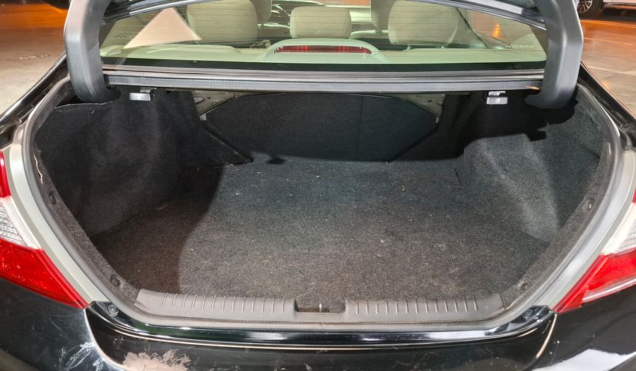 Honda Civic 1.8 I-VTEC LXS Sedan 2014