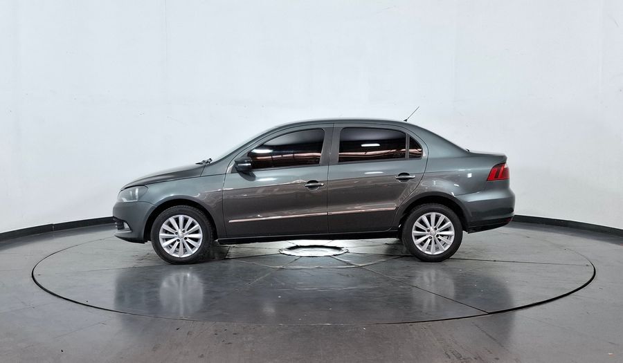 Volkswagen Voyage 1.6 HIGHLINE MY15 Sedan 2015