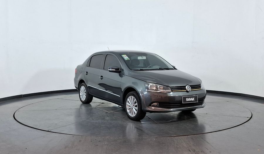 Volkswagen Voyage 1.6 HIGHLINE MY15 Sedan 2015