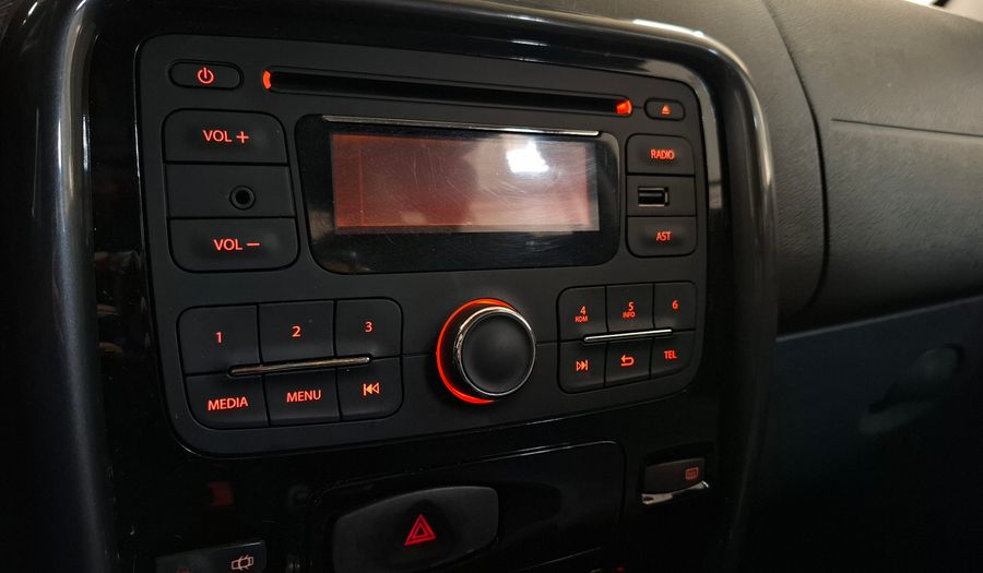 Renault Duster 2.0 PRIVILEGE MT 4X2 Suv 2012