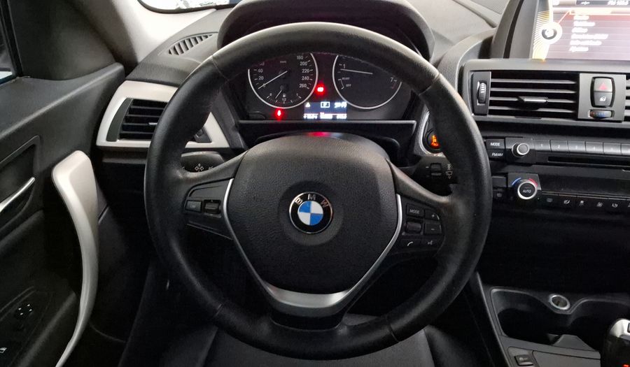 Bmw Serie 1 1.6 118IA Hatchback 2014