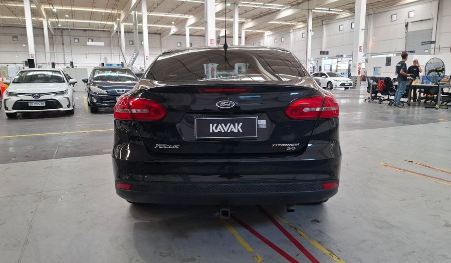 Ford Focus Iii 2.0 TITANIUM AT Sedan 2017