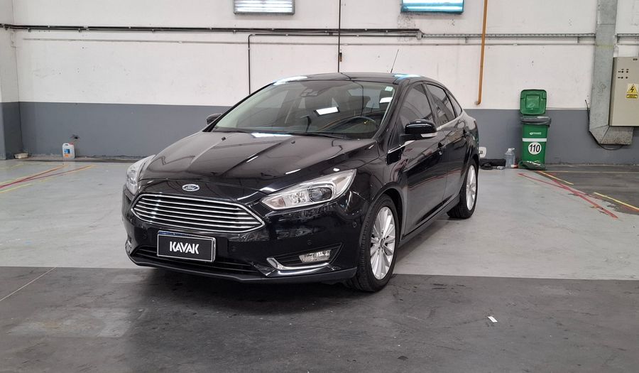Ford Focus Iii 2.0 TITANIUM AT Sedan 2017