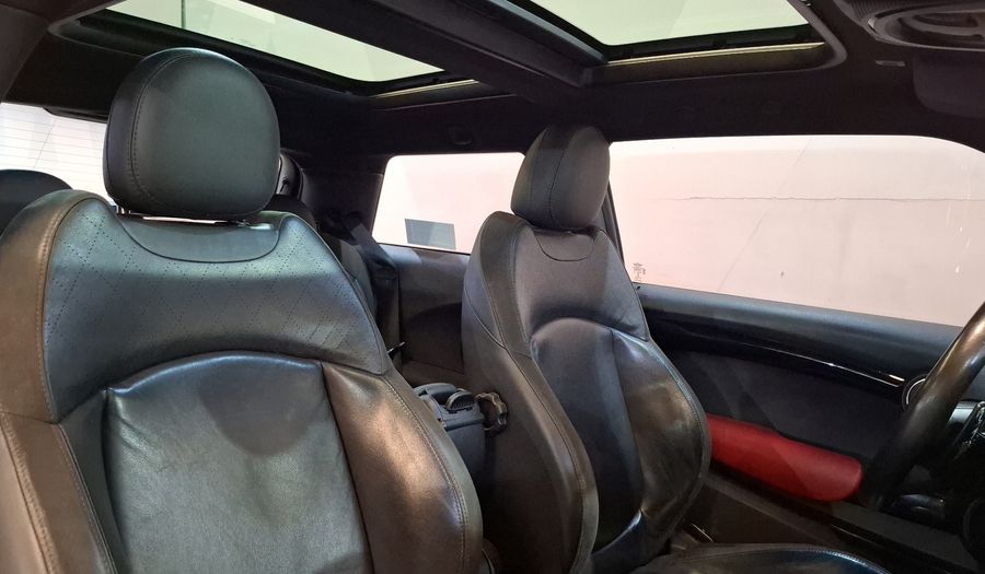 Mini Cooper S 2.0 COOPER HOT CHILI DCT Hatchback 2020