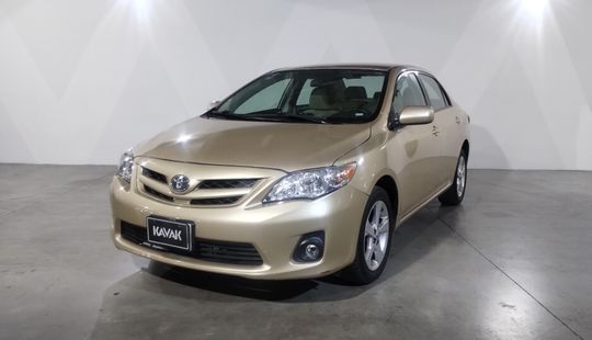 Toyota • Corolla