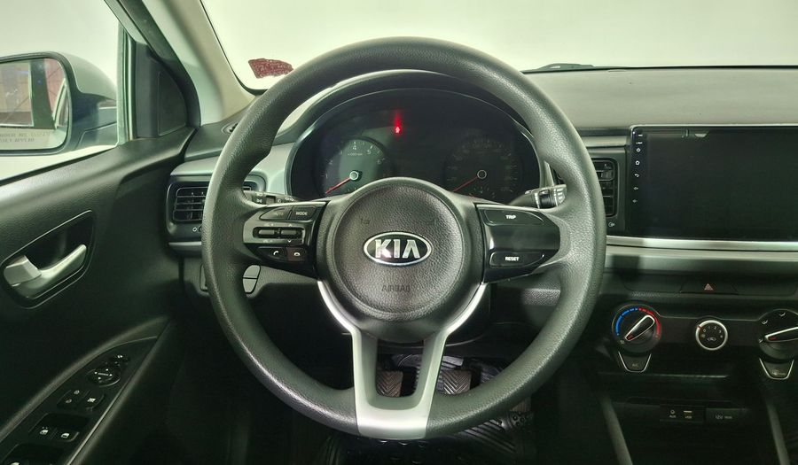 Kia Rio 4 1.4 LX AC ABS Sedan 2018