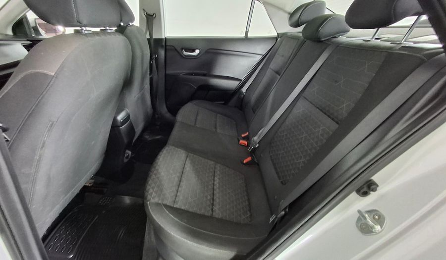 Kia Rio 4 1.4 LX AC ABS Sedan 2018