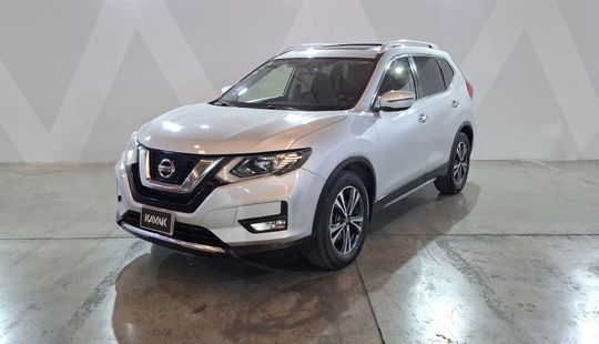 Nissan • X-Trail