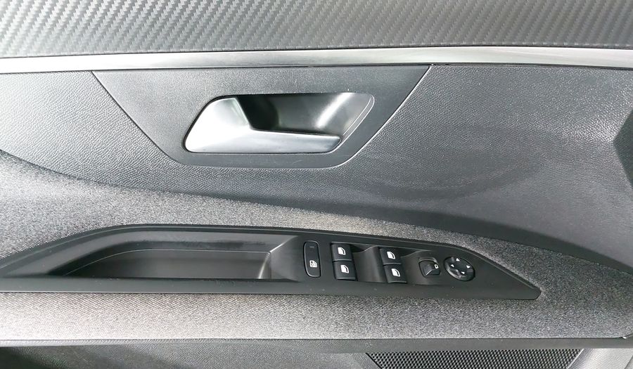 Peugeot 3008 1.6 THP ACTIVE AUTO Suv 2021