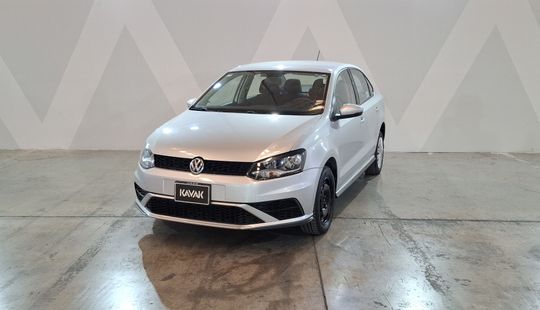 Volkswagen • Vento