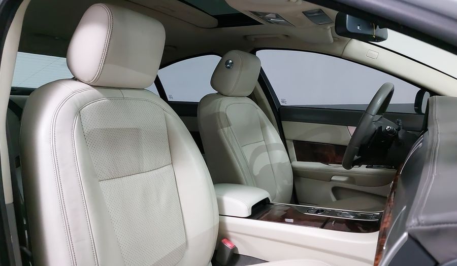 Jaguar Xf 5.0 AT V8 PREMIUM LUXURY Sedan 2011