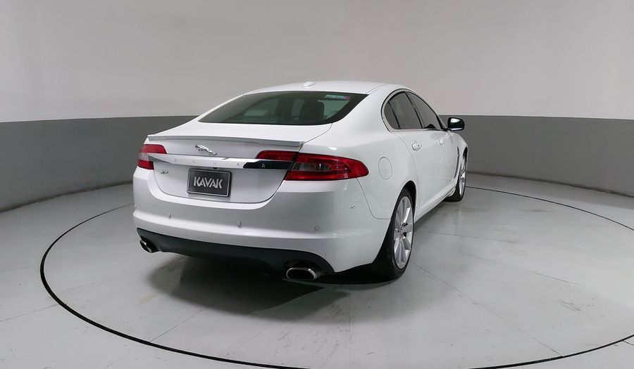 Jaguar Xf 5.0 AT V8 PREMIUM LUXURY Sedan 2011