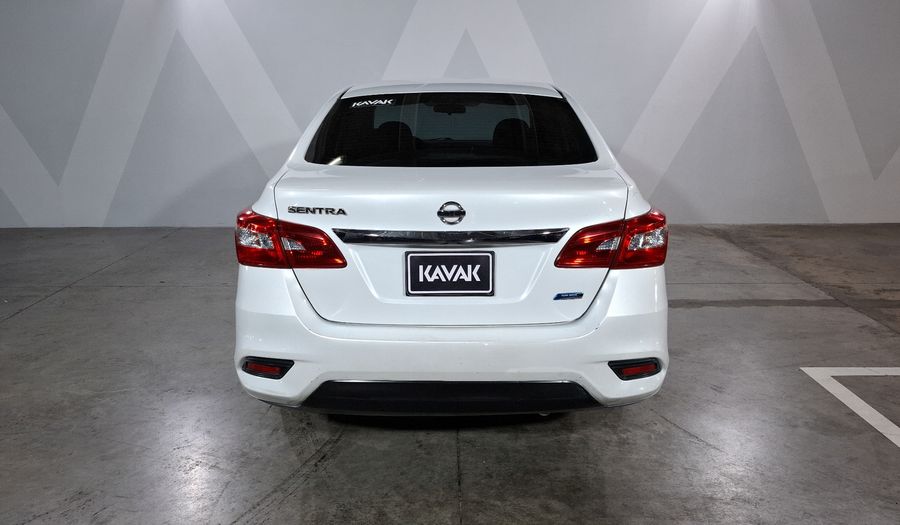 Nissan Sentra 1.8 SENSE CVT Sedan 2017