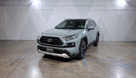 Toyota • RAV4