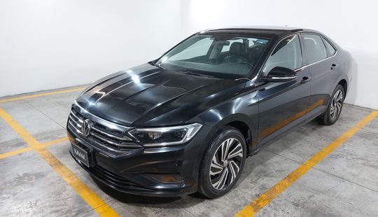 Volkswagen • Jetta