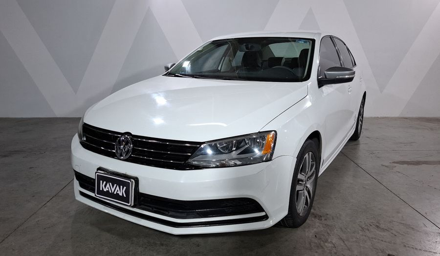 Volkswagen Jetta 2.0 LIVE TIP. Sedan 2016