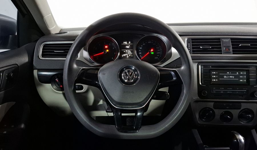 Volkswagen Jetta 2.0 LIVE TIP. Sedan 2016